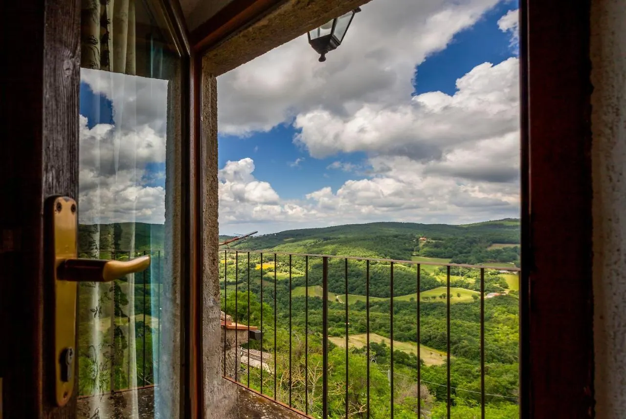 Mansarda Roccatederighi Apartamento