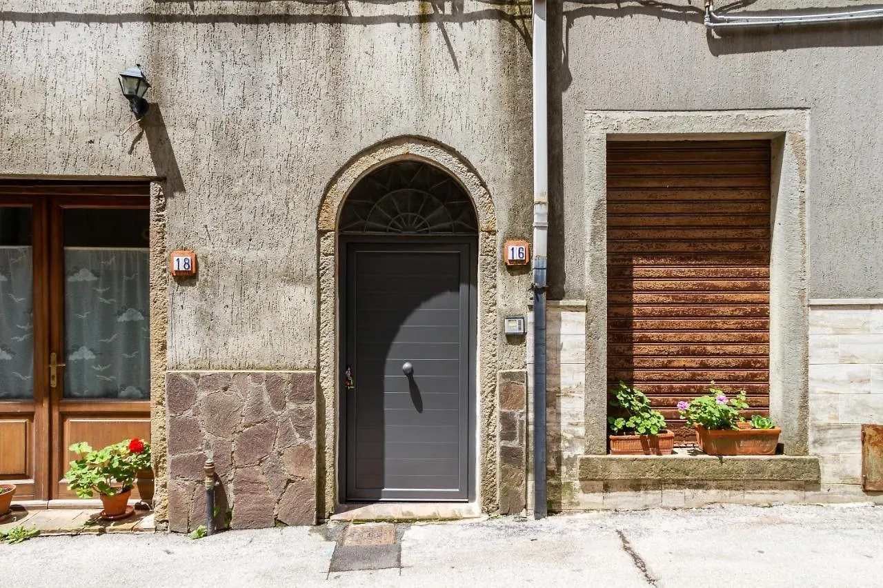 Mansarda Roccatederighi Apartment Italy
